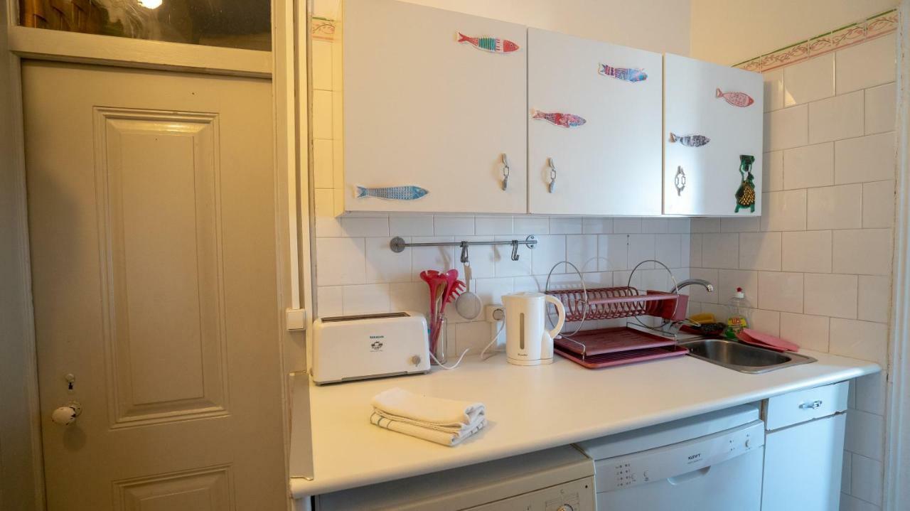 Comfy @ Chiado Apartment ลิสบอน ภายนอก รูปภาพ